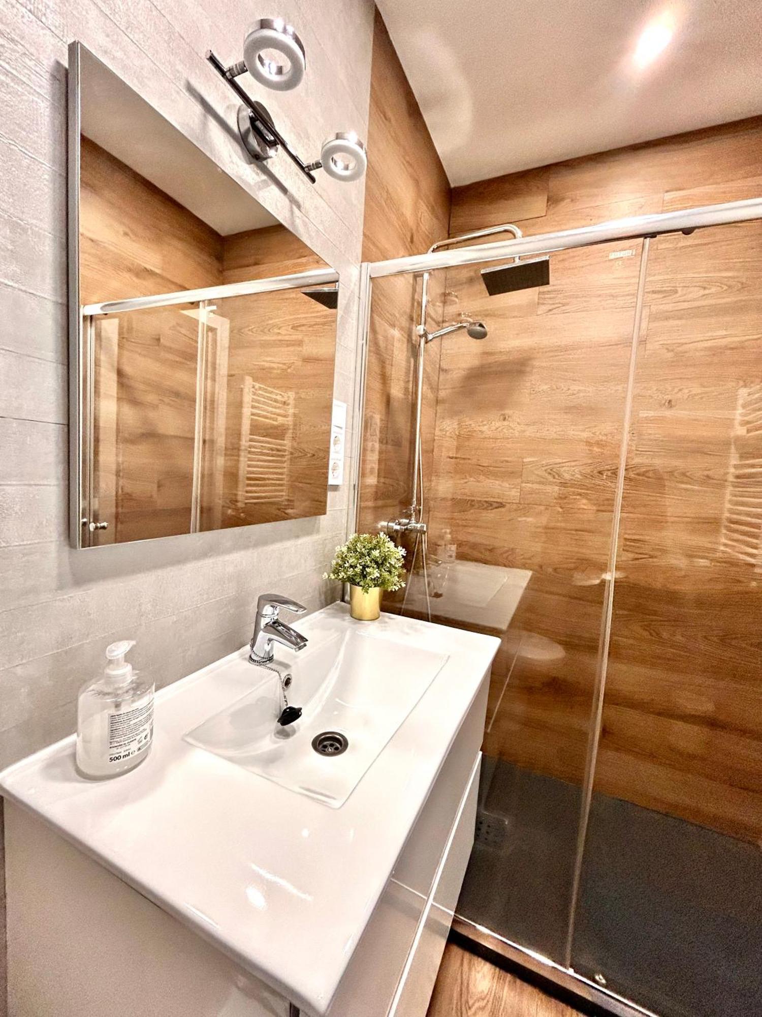 Loft Desing Retiro Leilighet Madrid Eksteriør bilde